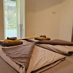 Vier Pfoten Appartement *