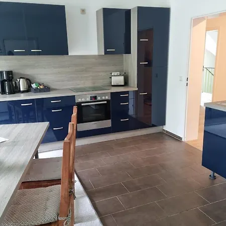 Vier Pfoten Apartman *