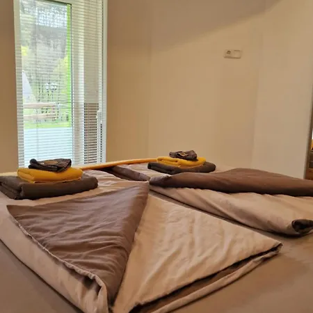 Vier Pfoten Apartman *